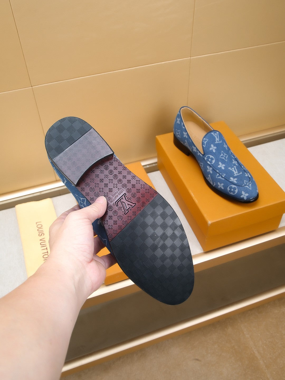 V Luxury Men's Classic Slip On Shoes 0425032502