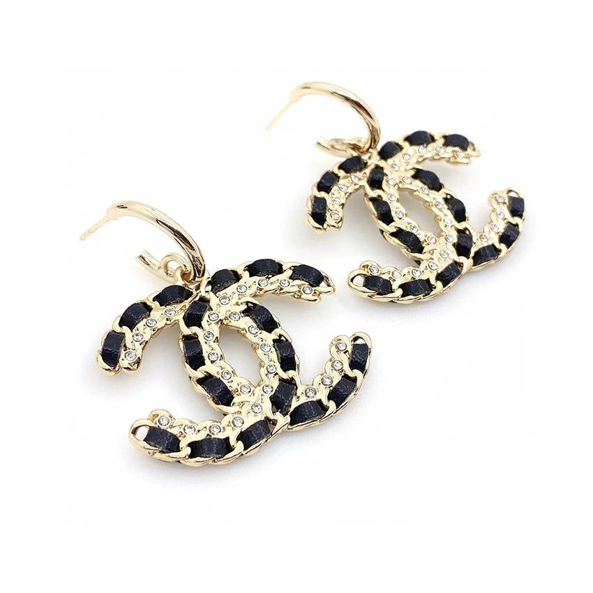 Classic and versatile women's earrings　1024072505