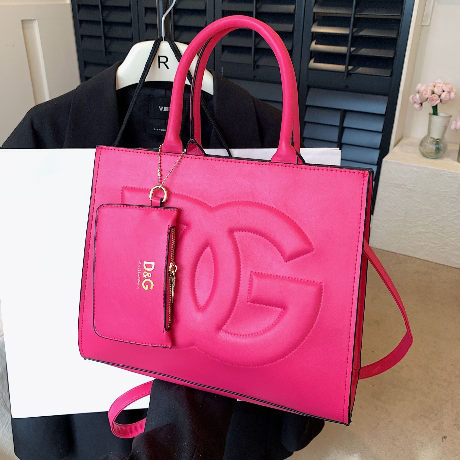 New Fashion Versatile One Shoulder Handheld Bag 1024010906