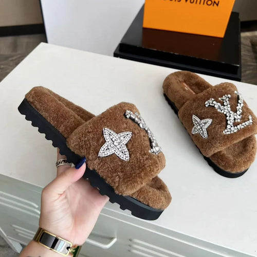 23 The most popular lambswool slippers in autumn and winter XC0423101606