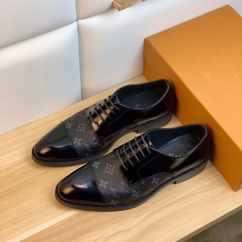 Bright Black Classic V for Luxury Men's Loafers