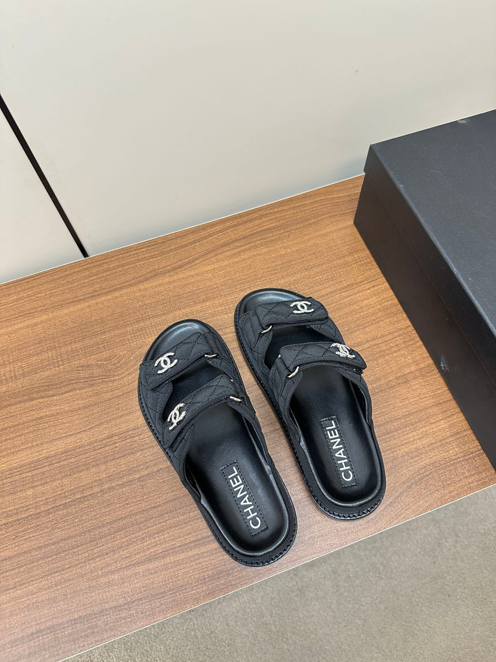 CL 24 New Fashion Beach Sandals XC0424031815