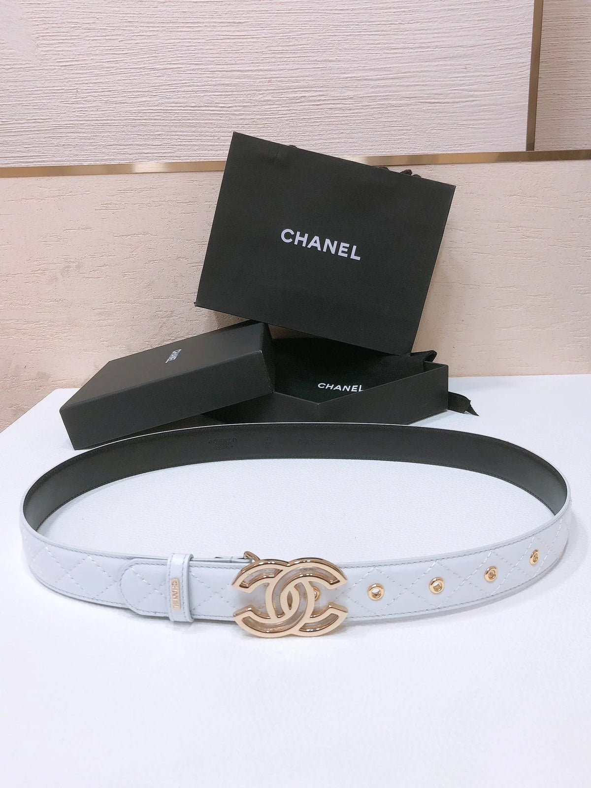CHA  BELT 3CM IN WHITE EMBROIDERED LAMBSKIN GOLD HARDWARE