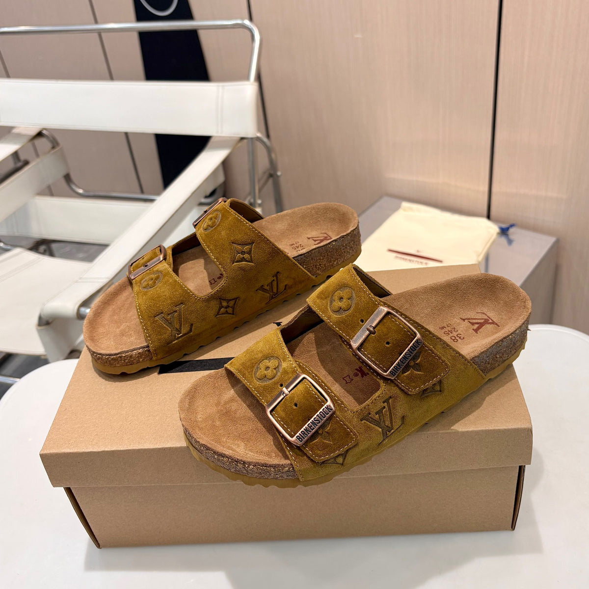 BK & VL collaboration retro slippers in macaron colors for couples XC0426051903
