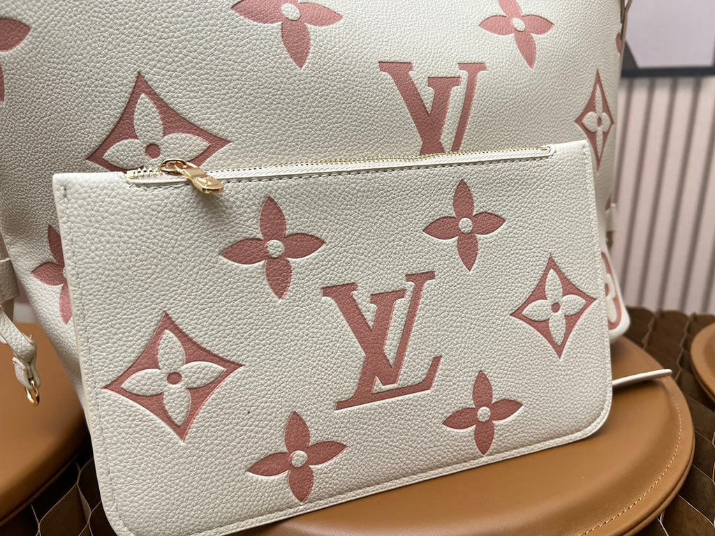 V Neverfull Medium Bag XC0823042001