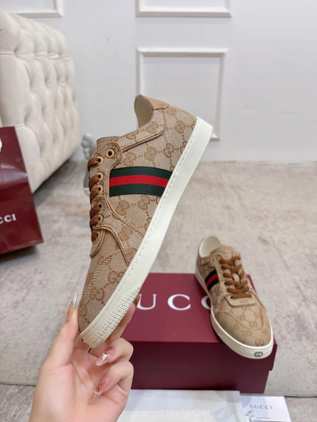 GG Stretch Low-Top Trainers Beige Canvas 824431