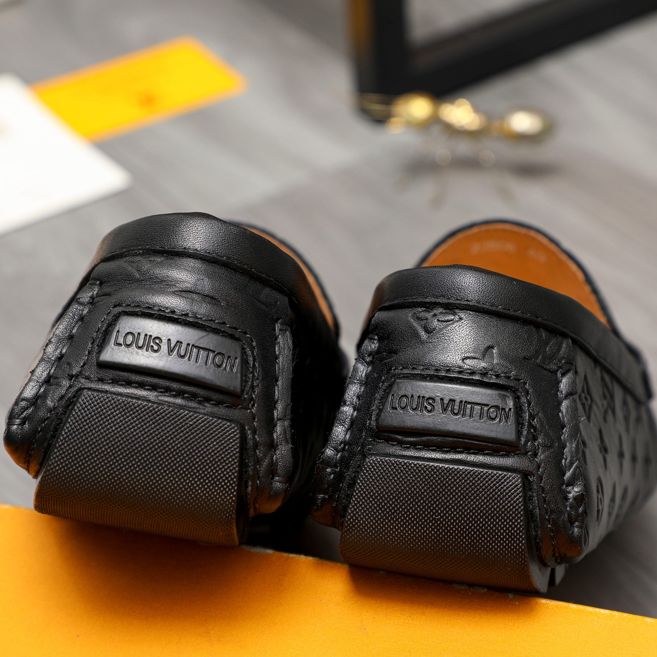 New fashion and versatile business loafers XC0424040208