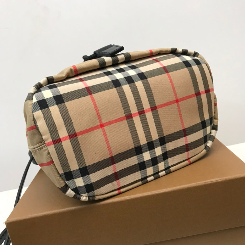 B Brand New Fashion Womens Bag 0425021318