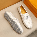 24 Men's Classic V logo Print Loafers XC0424052908