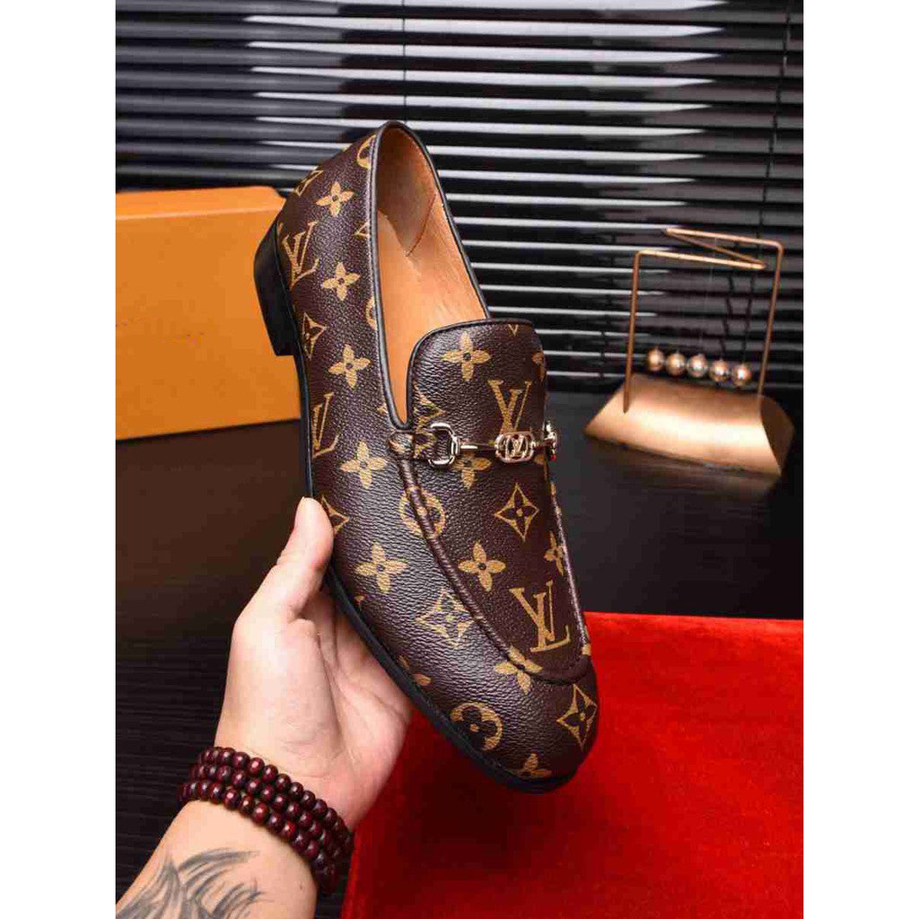 New Fashion Genuine Leather Slip On Shoes High version