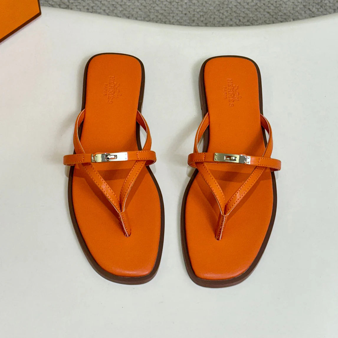 New Kelly Buckle Flip-Flops 1026070204