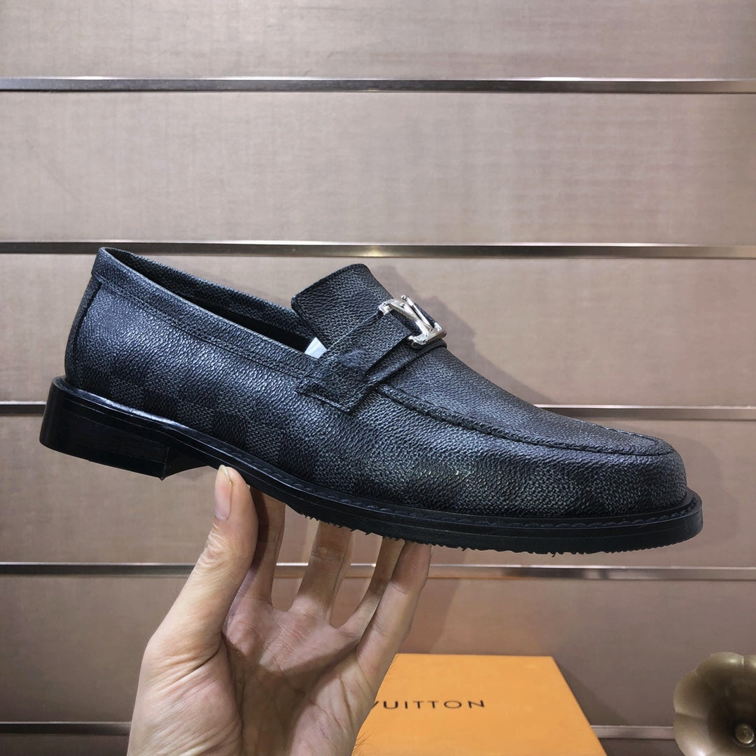 V Luxury Men's Classic Slip On Shoes 0425032504