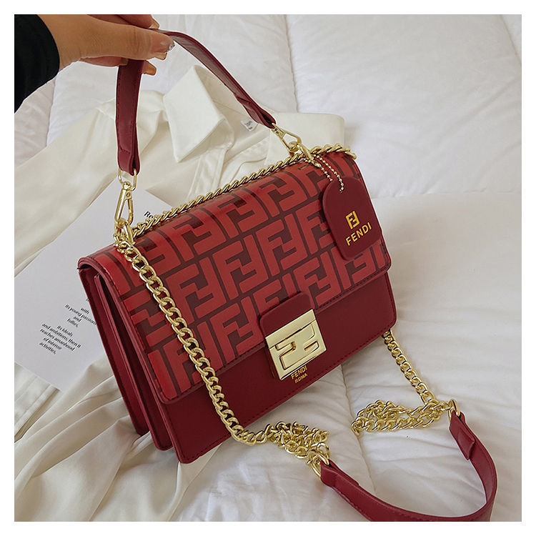 Fashionable one shoulder crossbody messenger bag PD10042611