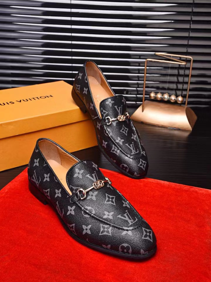 New Fashion Genuine Leather Slip On Shoes High version