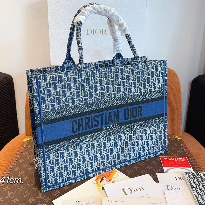 New Fashion Versatile Handheld Crossbody Bag 1024052326