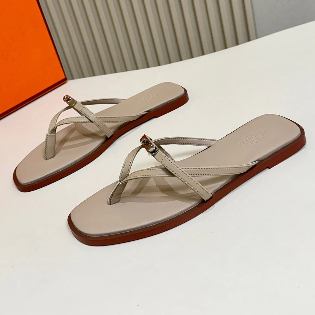 New Kelly Buckle Flip-Flops 1026070204