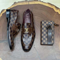Classic logo checkerboard loafers A02