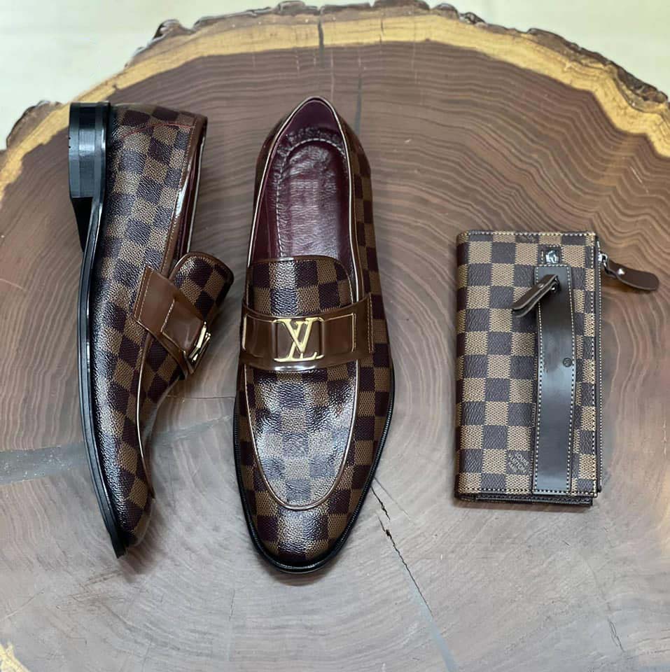 Classic logo checkerboard loafers A02