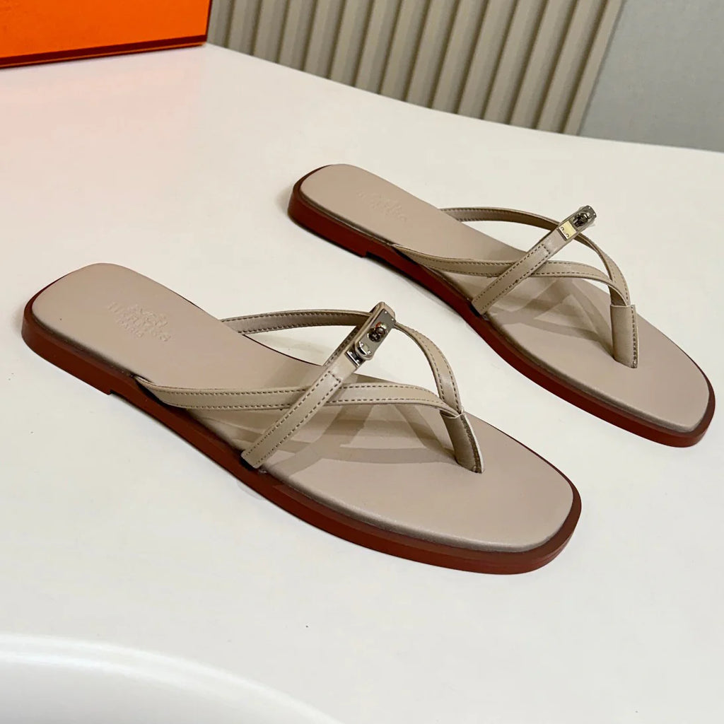 New Kelly Buckle Flip-Flops 1026070204