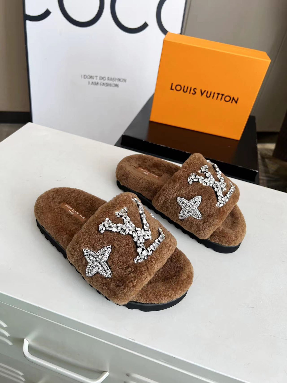 23 The most popular lambswool slippers in autumn and winter XC0423101606