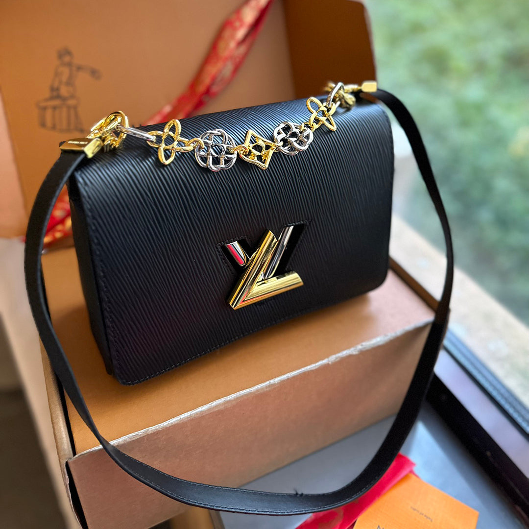 Classic water ripple chain bag CWT1023092218
