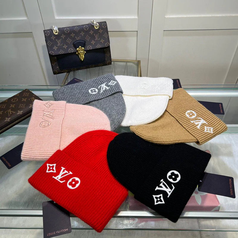 New fashionable and versatile letter hat knitted yarn hat 1024092901