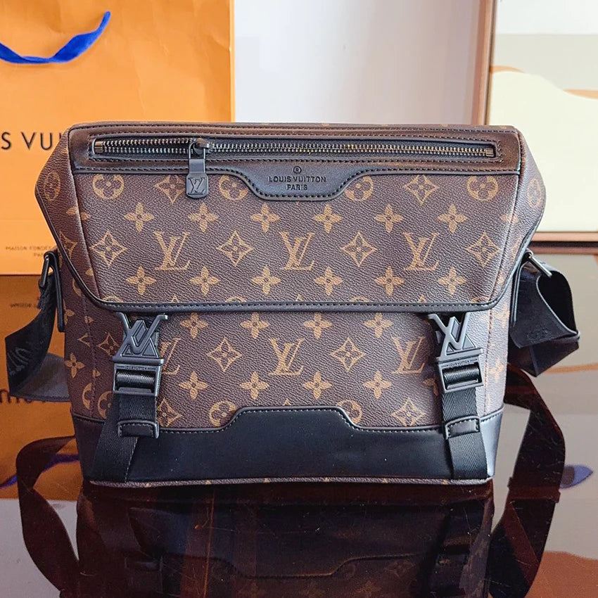 New Classic Vintage Postman Bag for Men 1024072901