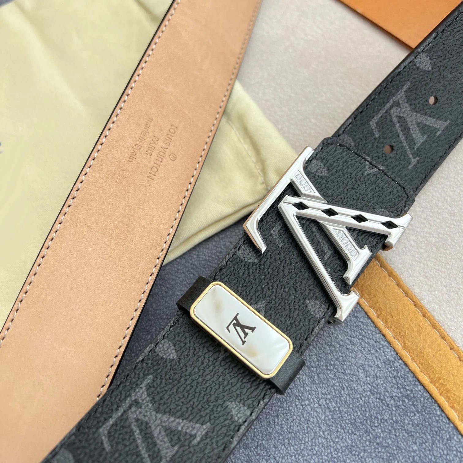 Luxury Genuine Leather Men’s Belt 1025010711
