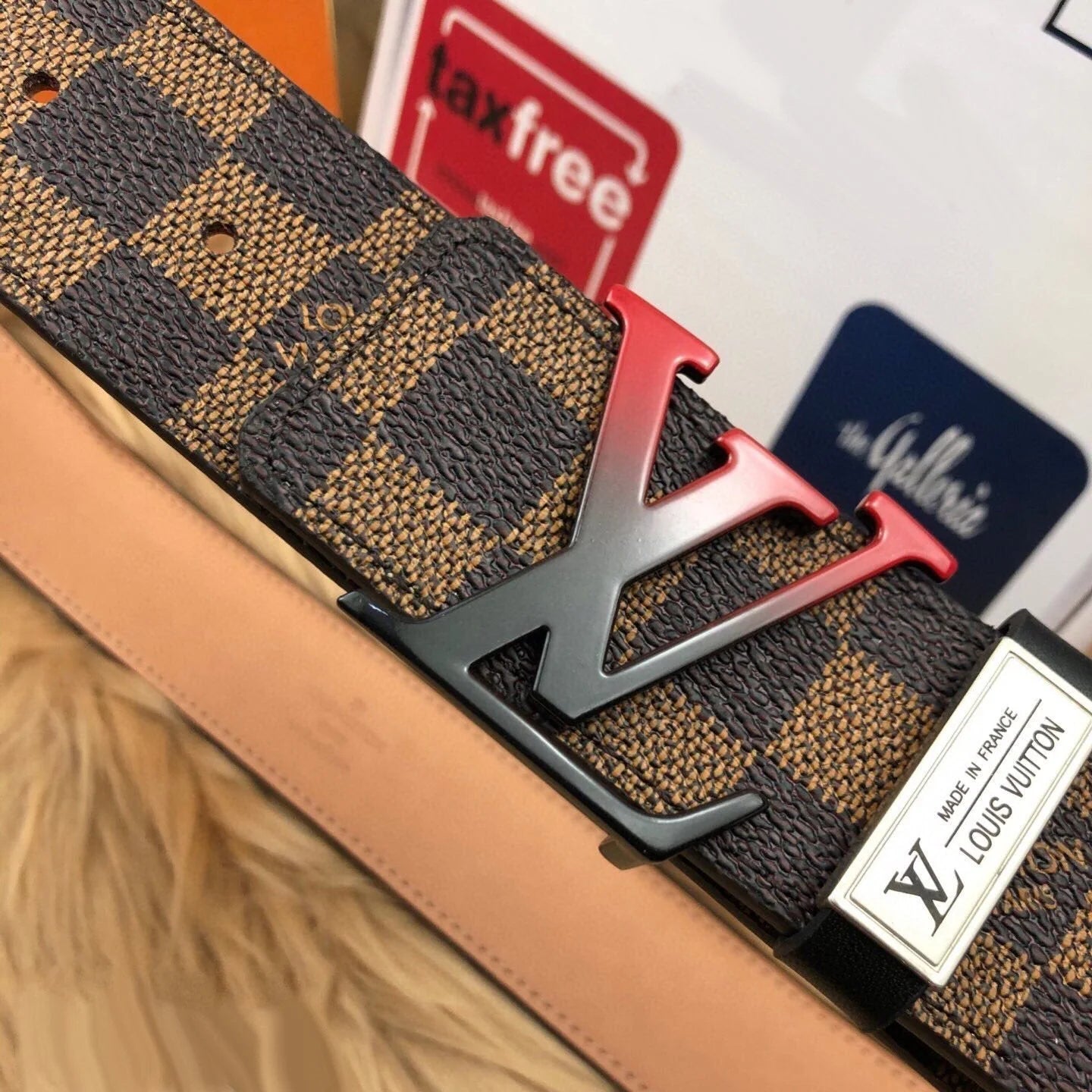 LV Luxury Genuine Leather Men’s Belt 1025010930
