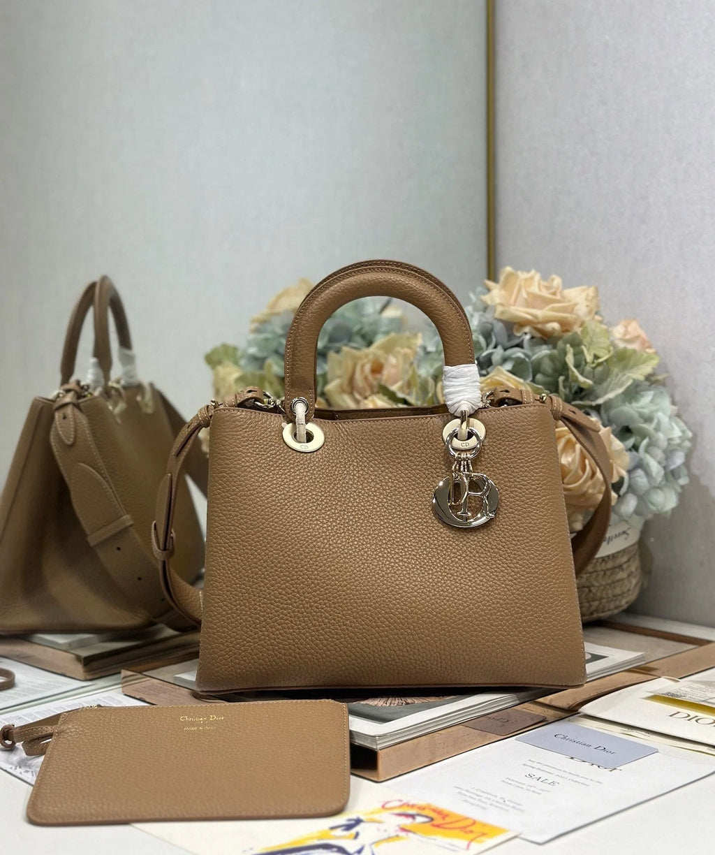 CD CDissimo Brown in Cowhide 288184