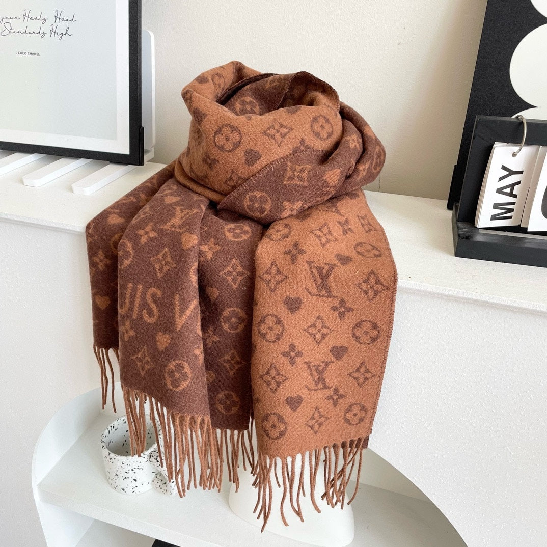 VL Essential new arrival scarf 0424121004