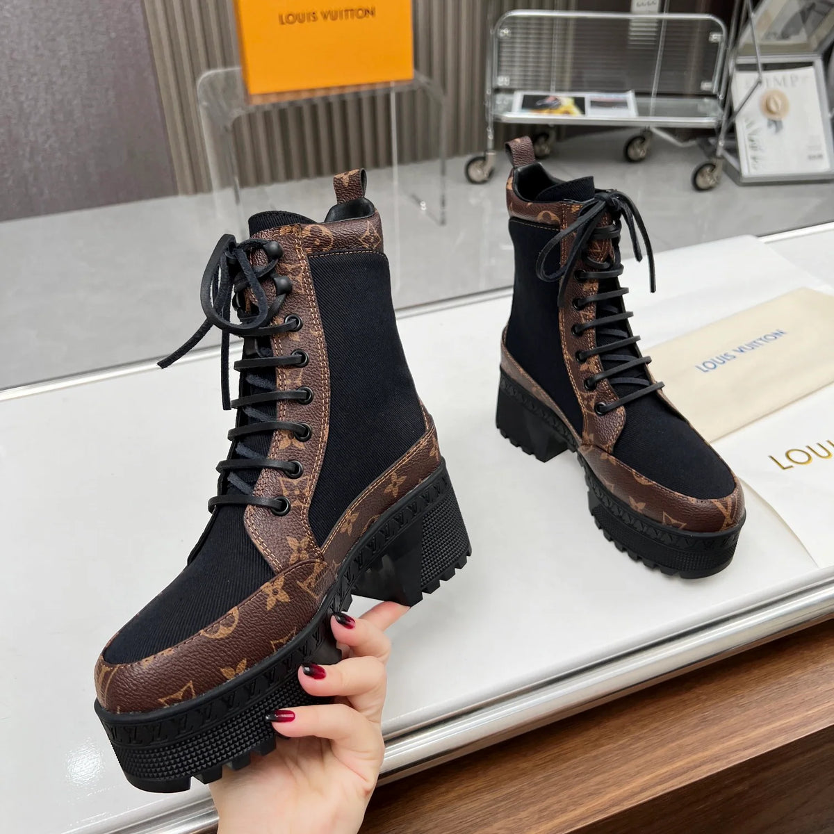 Classic and durable new Martin boots 1425122602