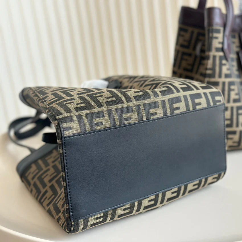 Luxury vintage versatile tote bag 1024072905