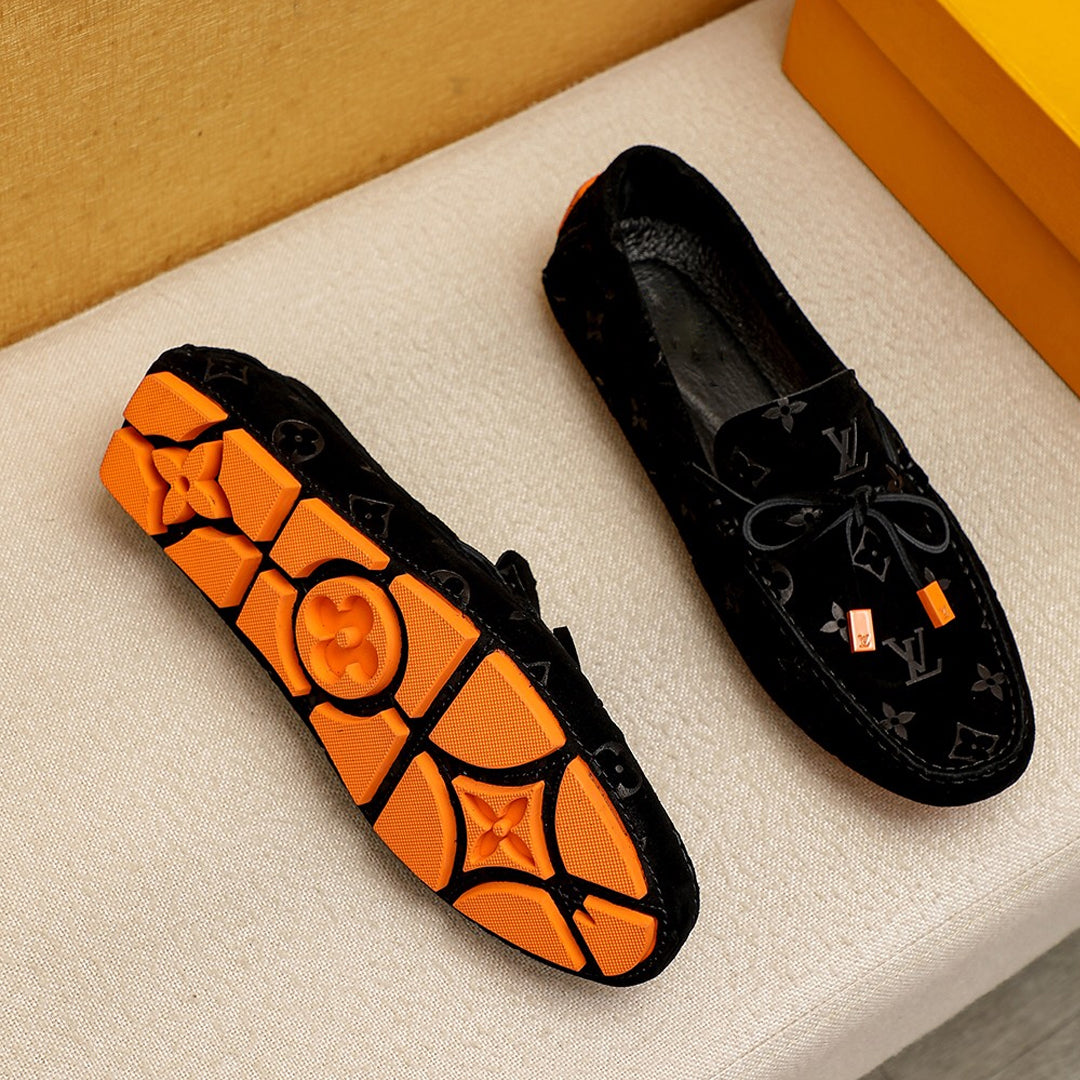 Men's Fashion Versatile V Logo Moccasin Loafers