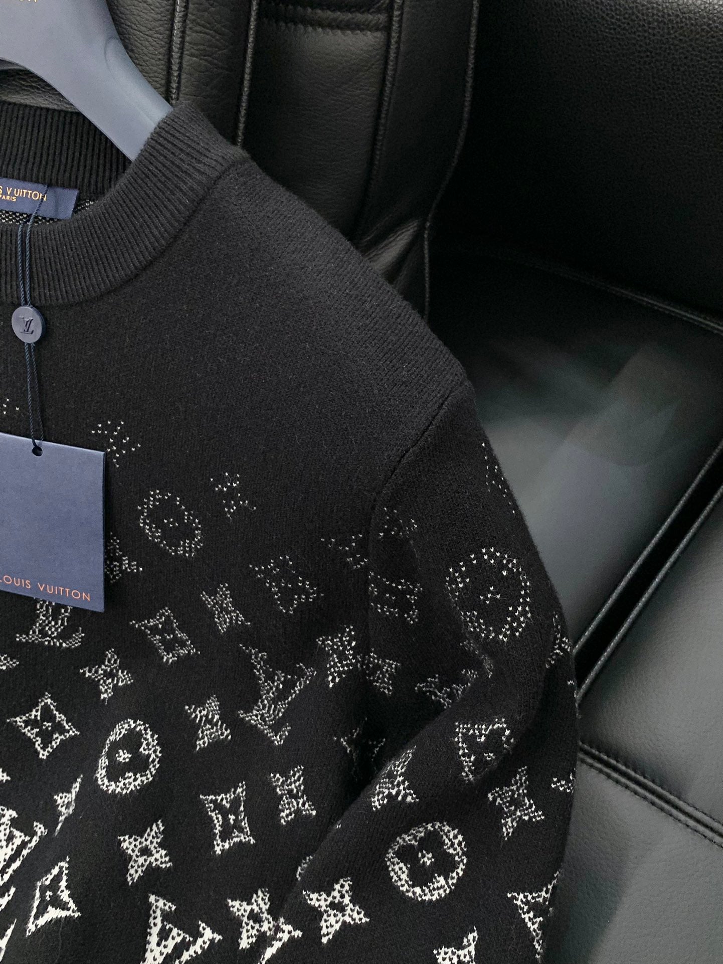 24 New Letter Gradient Color Fashion Casual Round Neck Long Sleeve Knitted Sweater PD0424101410