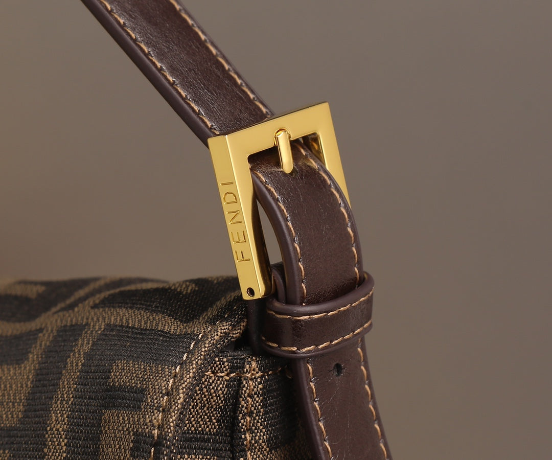 F Printed Baguette Underarm Bag XC0823040748