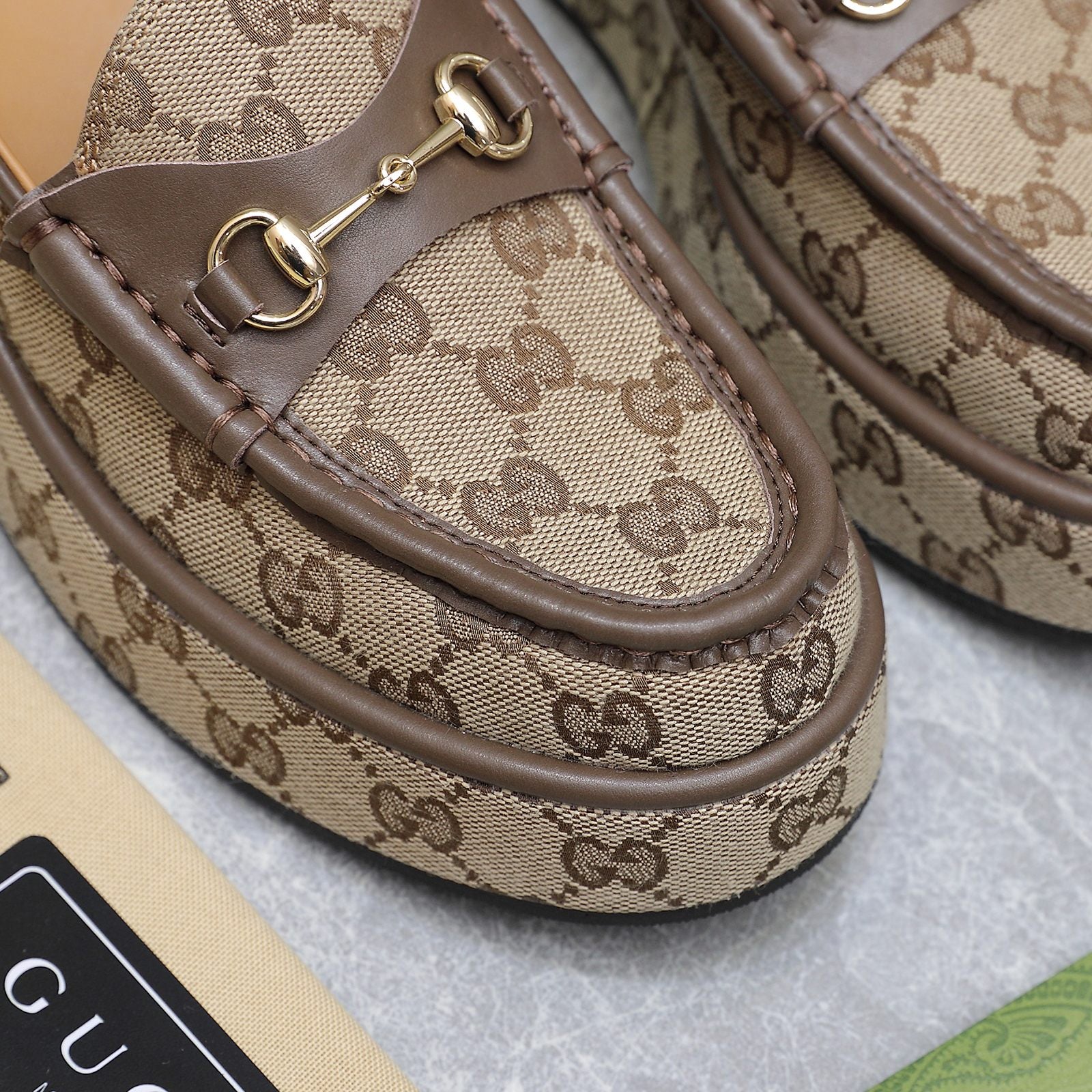 New Luxury G Platform Slip-on Shoes 0424082622
