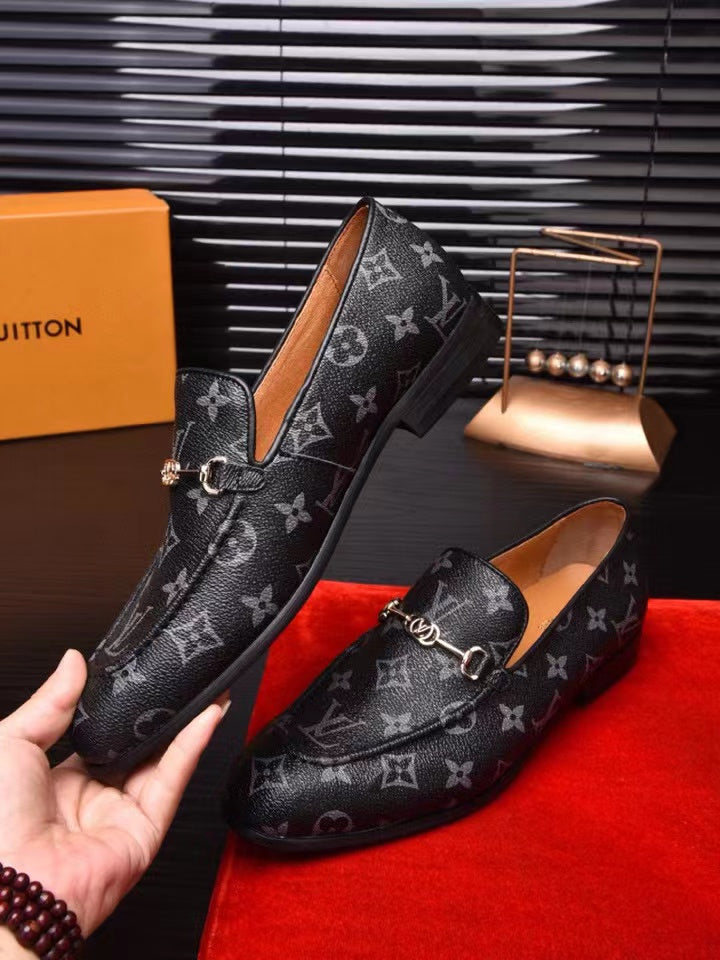 New Fashion Genuine Leather Slip On Shoes High version