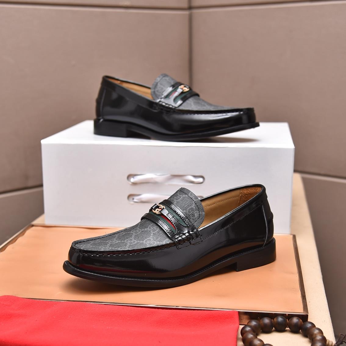 New Classic Plaid Fashion Loafers Versatile Leather Shoes