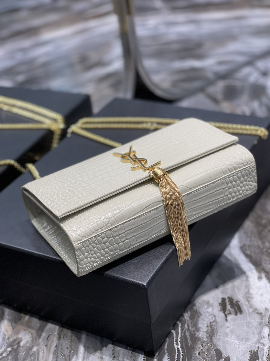 Saint Laurent Kata Medium Chain Bag White Vintage With Tassel For Women 0425020821