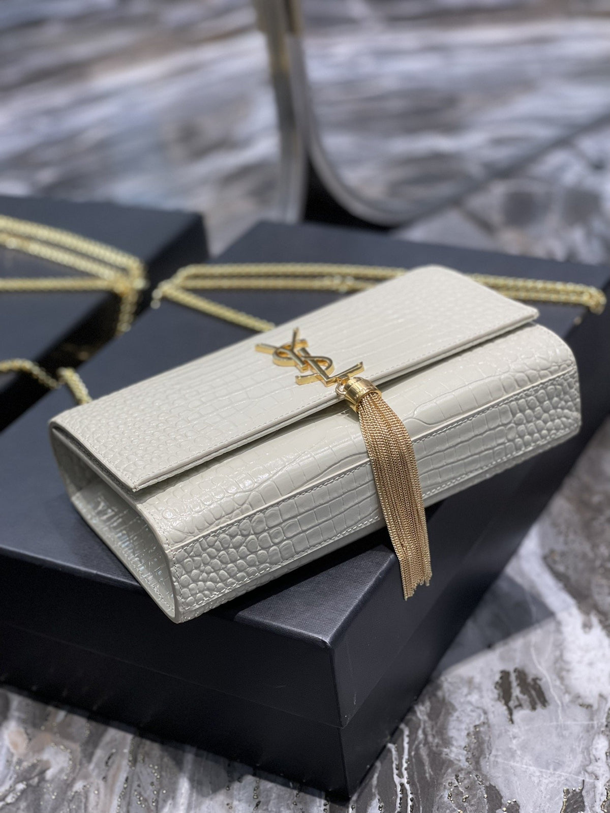 Saint Laurent Kata Medium Chain Bag White Vintage With Tassel For Women 0425020821