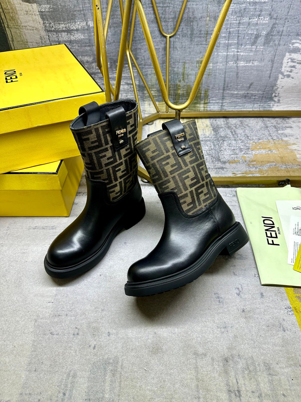 24 New Fall and Winter Fashion Women's Boots 0424090215