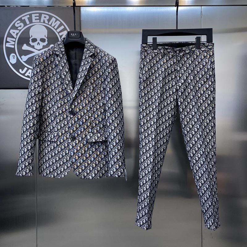 trendy print suit 2