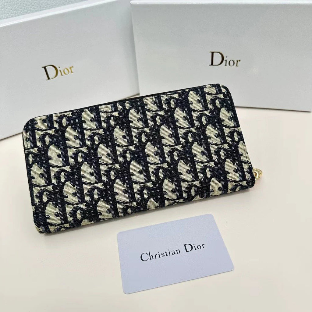 New Fashion Versatile Handbag 1024011508