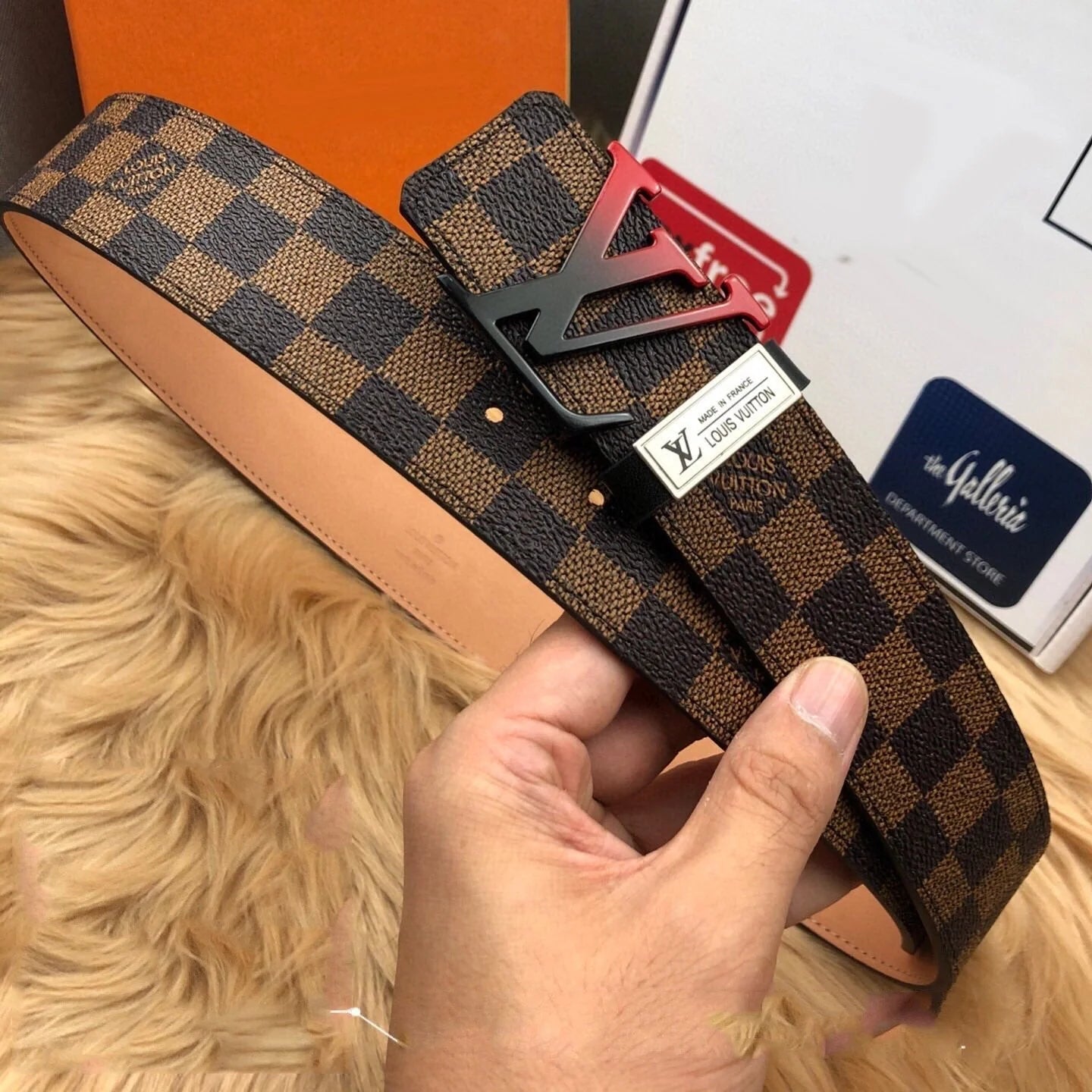 LV Luxury Genuine Leather Men’s Belt 1025010930