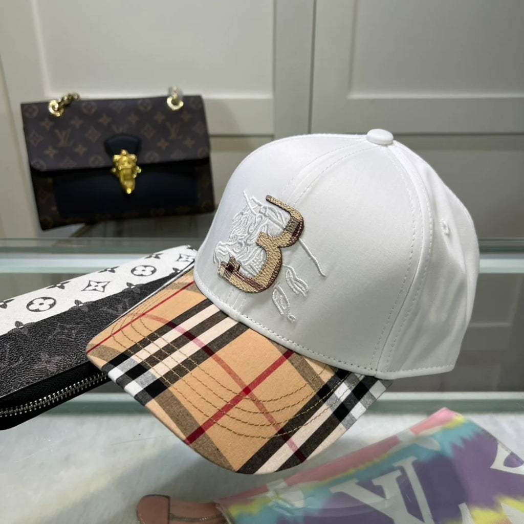 Fashionable and versatile baseball cap for men and women 1024011211