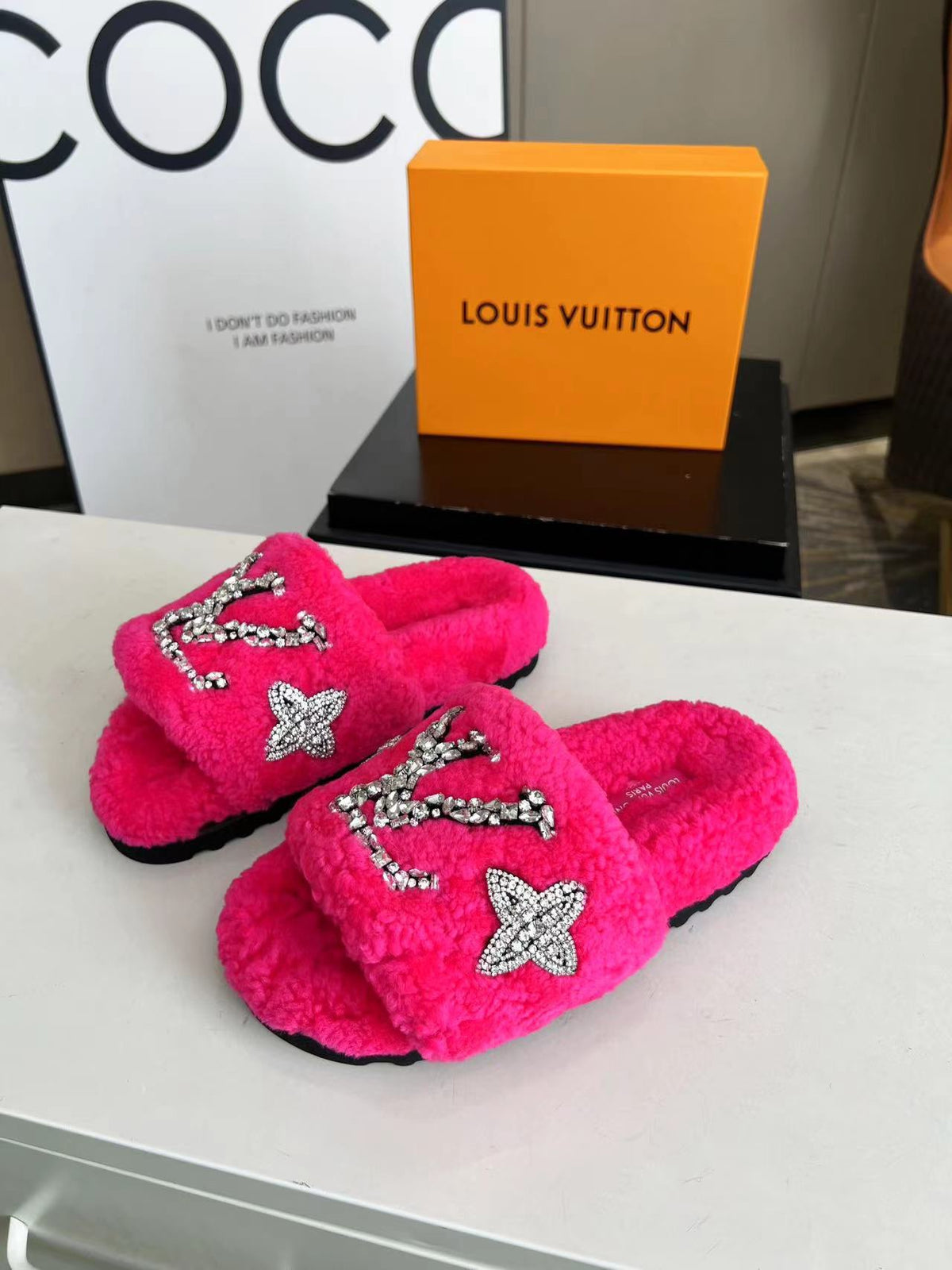 23 The most popular lambswool slippers in autumn and winter XC0423101606