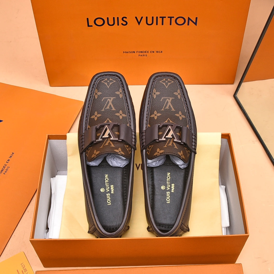 24 New Luxury VL Loafers 0424081517
