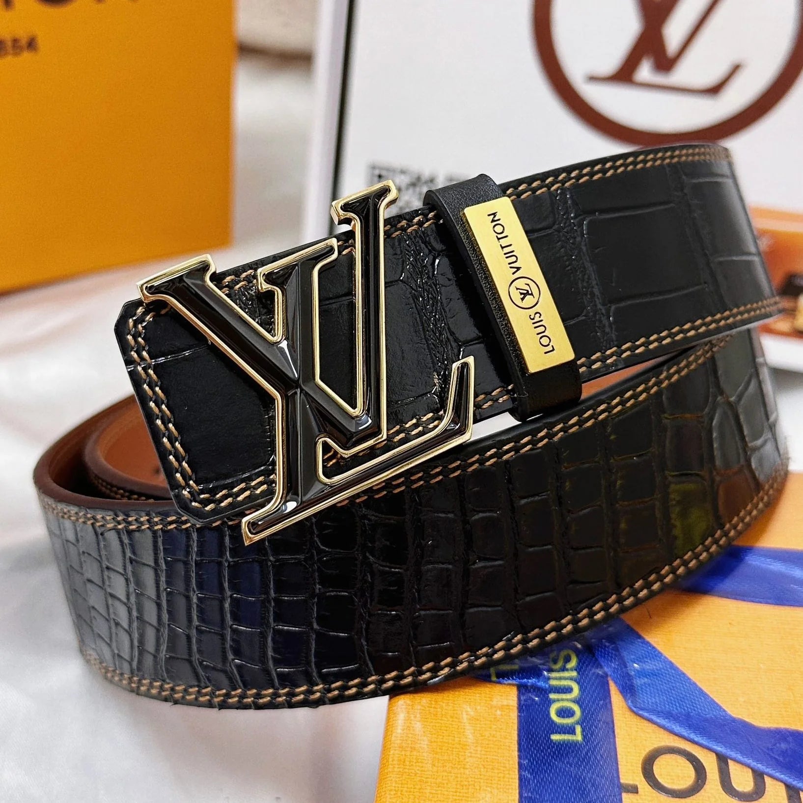 Lv Luxury Genuine Leather Men’s Belt 1025010743