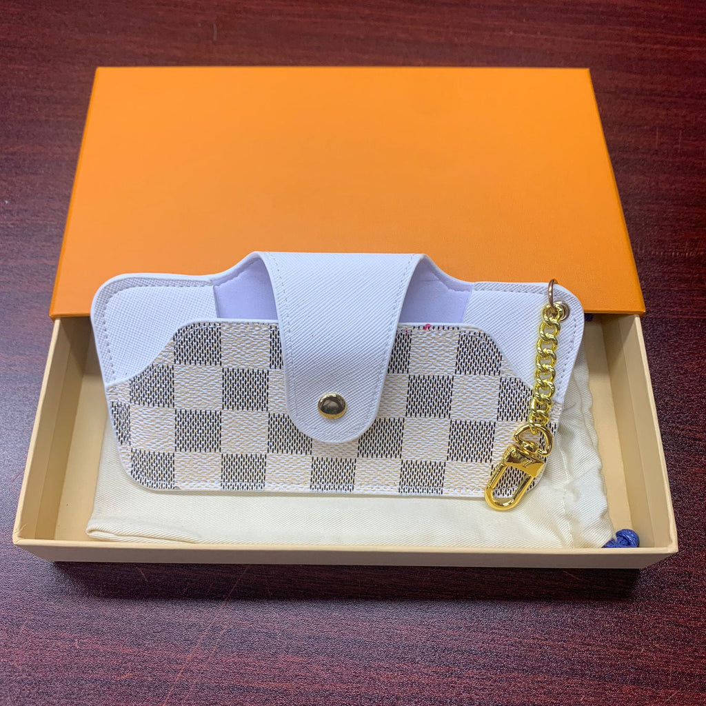 Portable anti pressure sunglasses storage box PD10041237
